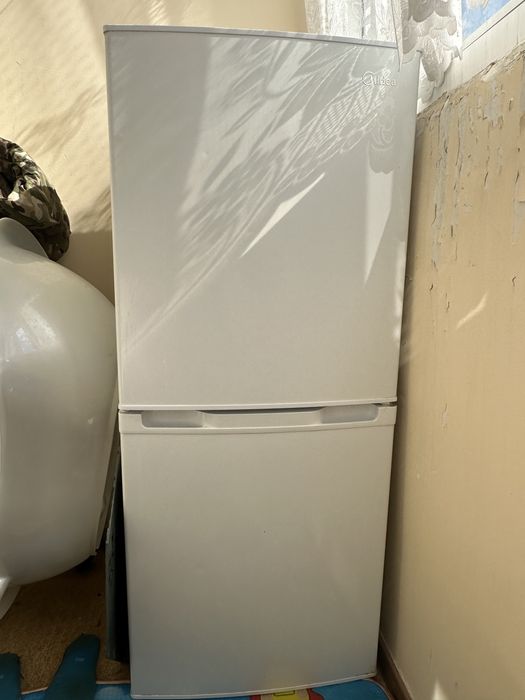 Продам холодильник