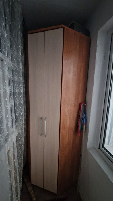 Шкаф на балкон    .