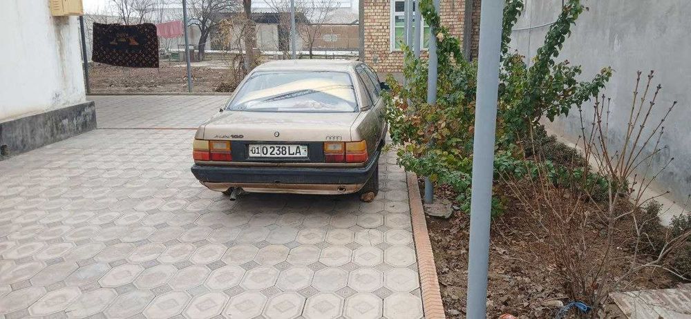 Продам audi 100 на запчасти