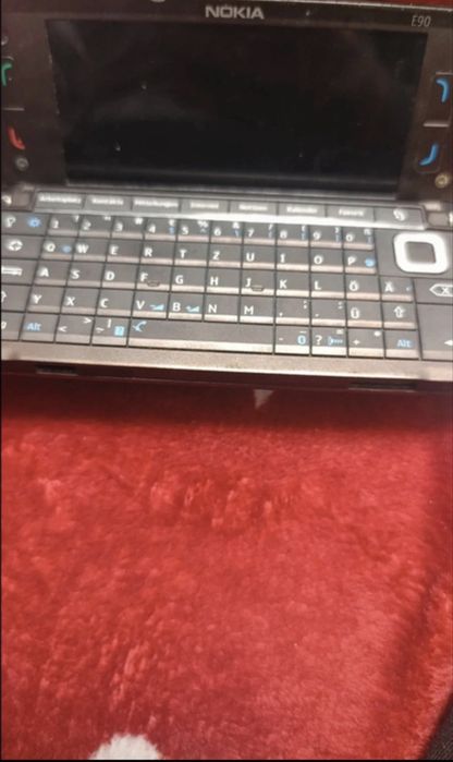 Telefon nokia e90