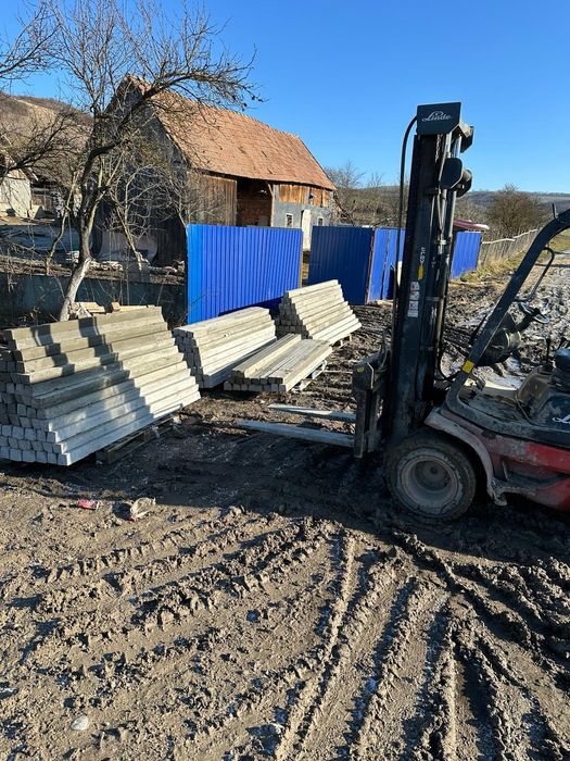 Stalpi de gard/stalpi din beton
