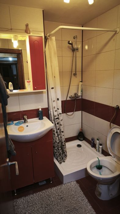 Apartament 4 camere decomandat