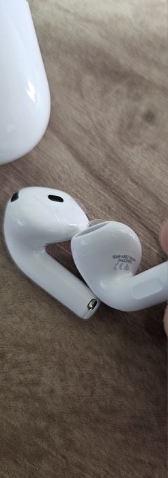 Apple Airpoda 4 ANC