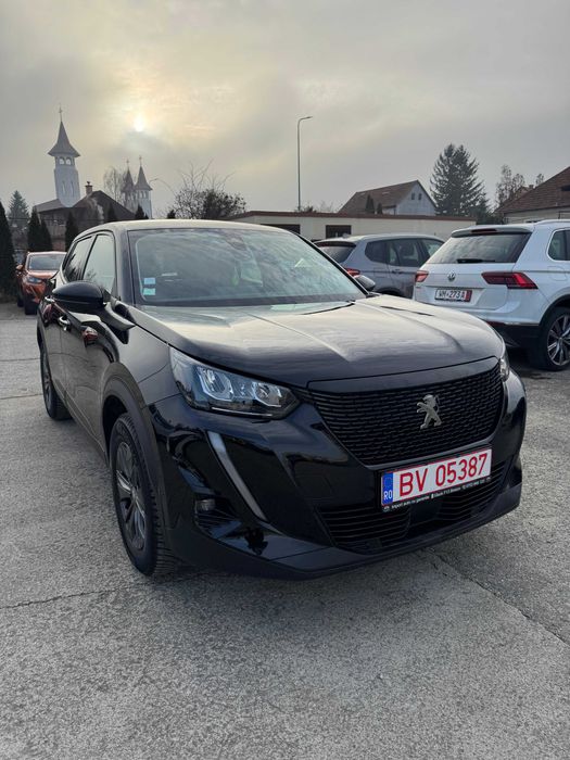 Peugeot 2008 1.2 Pure Tech Active Business