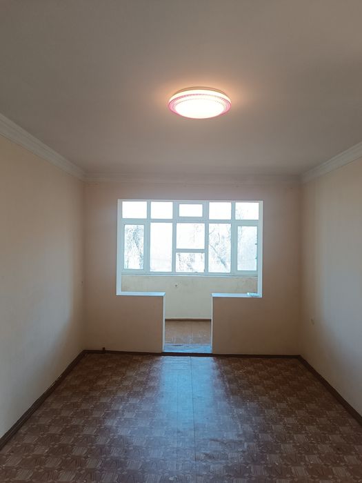 Продам квартира 2 комната вокзал олтин Самарканд ресторан