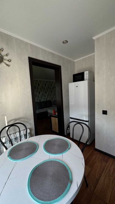 Продам 2 ком с современным ремонтом, 3 этаж, Франко 4