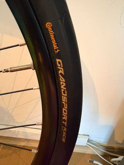 Продавам Bianchi Via Nirone 7  – Размер 61. В ГАРАНЦИЯ до март 2027 г. С подобрения и подаръци!