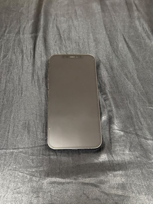 Iphone 12  pro акб 77% память 128