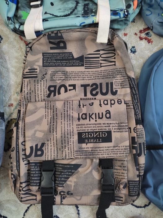 Рюкзаки школьные