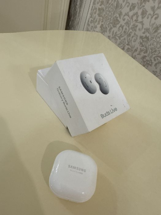 Наушник Samsung Galaxy Buds Live (оригинал)