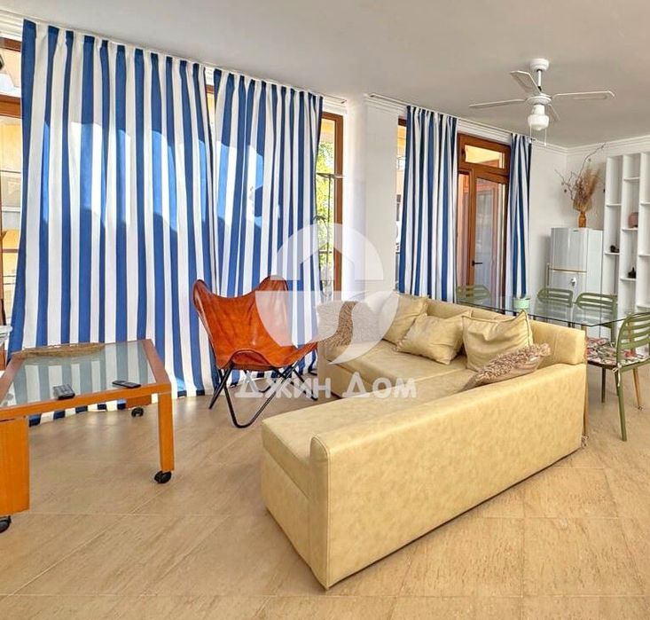 Продава се Двустаен апартамент в Свети Влас - 129 кв.м за 494 €/кв.м - Снимка #2