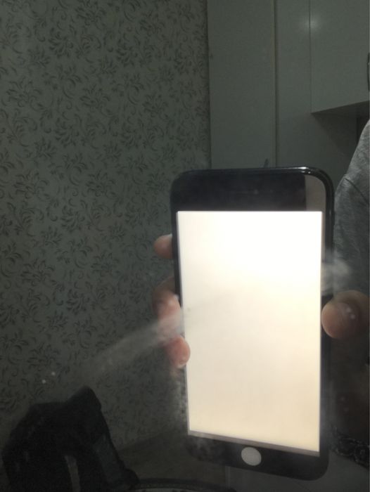 обменяю  айфон 7