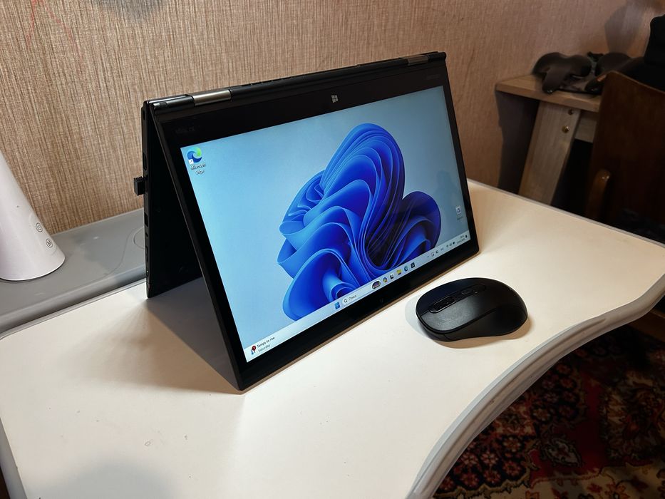 Ультрабук Lenovo ThinkPad X1 Yoga