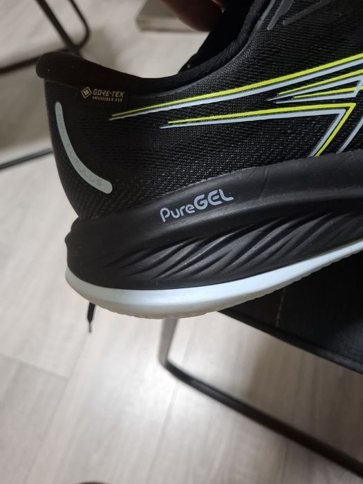 Pantofi sport Asics Gel Cumulus 26 GTX, marimea 28,5