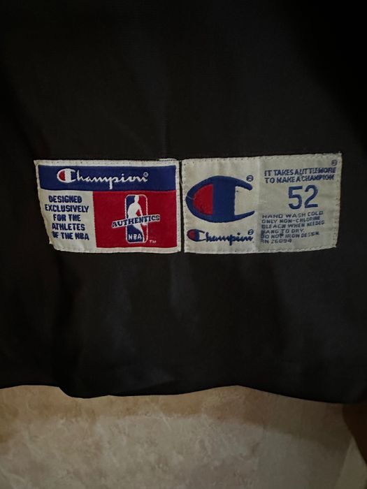 Champion NBA потник