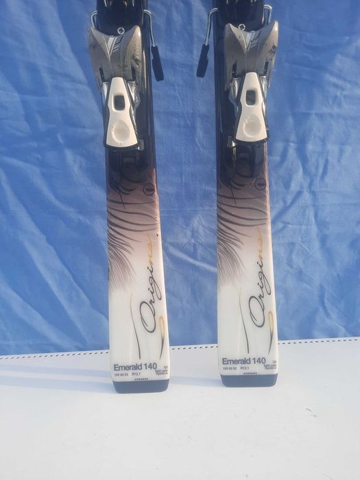 Карвинг ски  Salomon emerald 140см