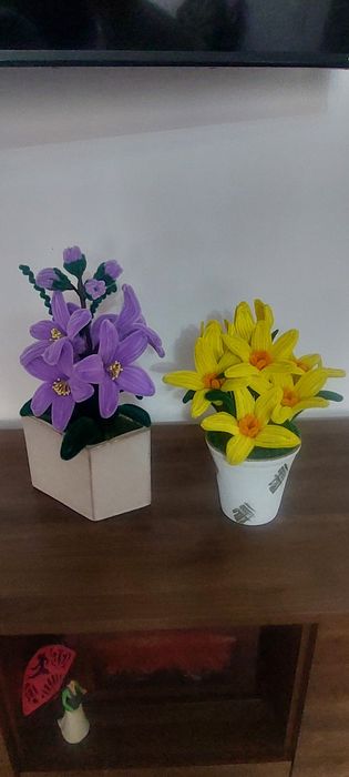 Ornamente artificiale