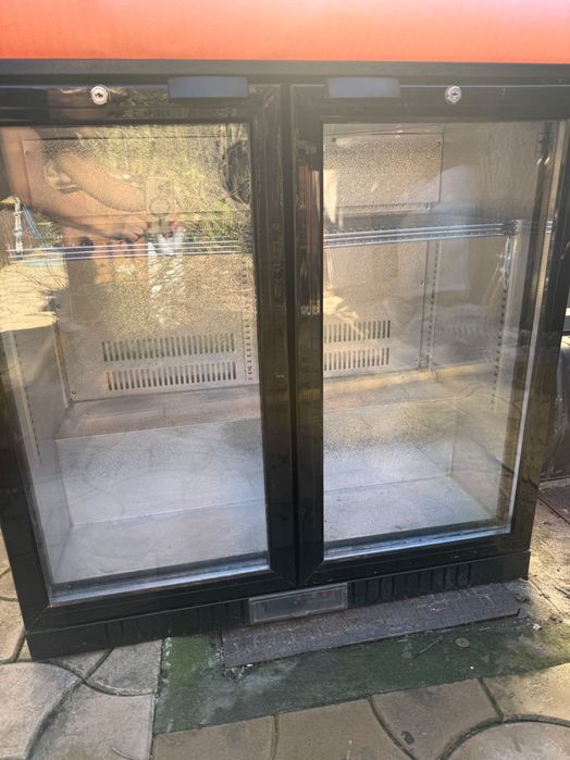 Vitrina frigorifică pentru bauturi noua