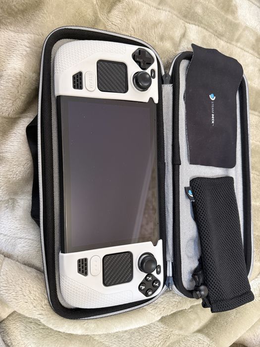 Steam deck 512gb. LCD