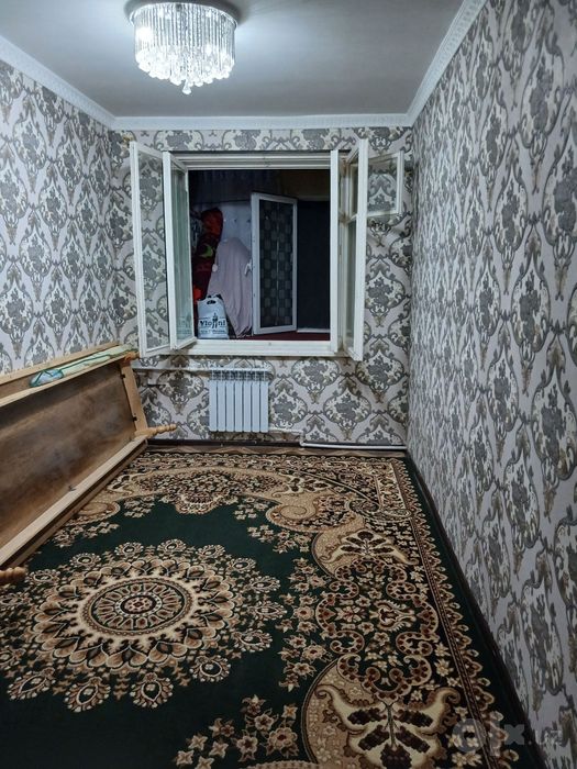 2 хонали кв 4-этаждан сотилади Хокимятнинг оркасидаги галёрка домладан