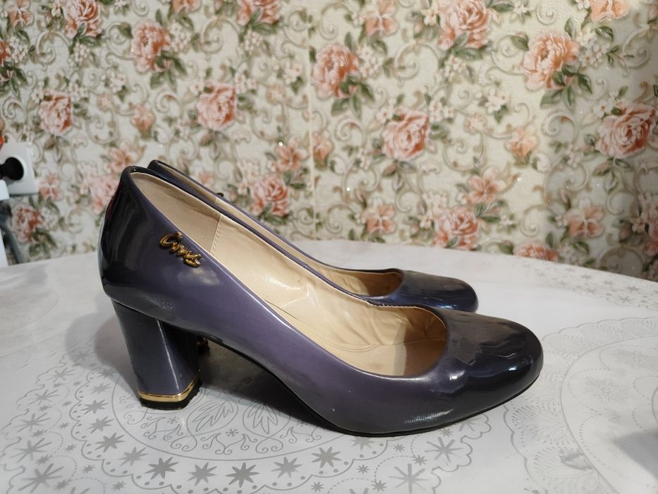 Продам туфли в идеальном состоянии