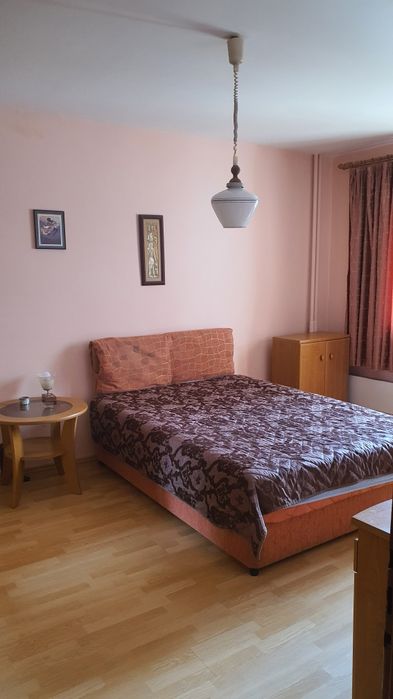 Дава се под наем Тристаен апартамент в Хасково, Промишлена зона - Изток - 67 кв.м за 306 € - Снимка #1