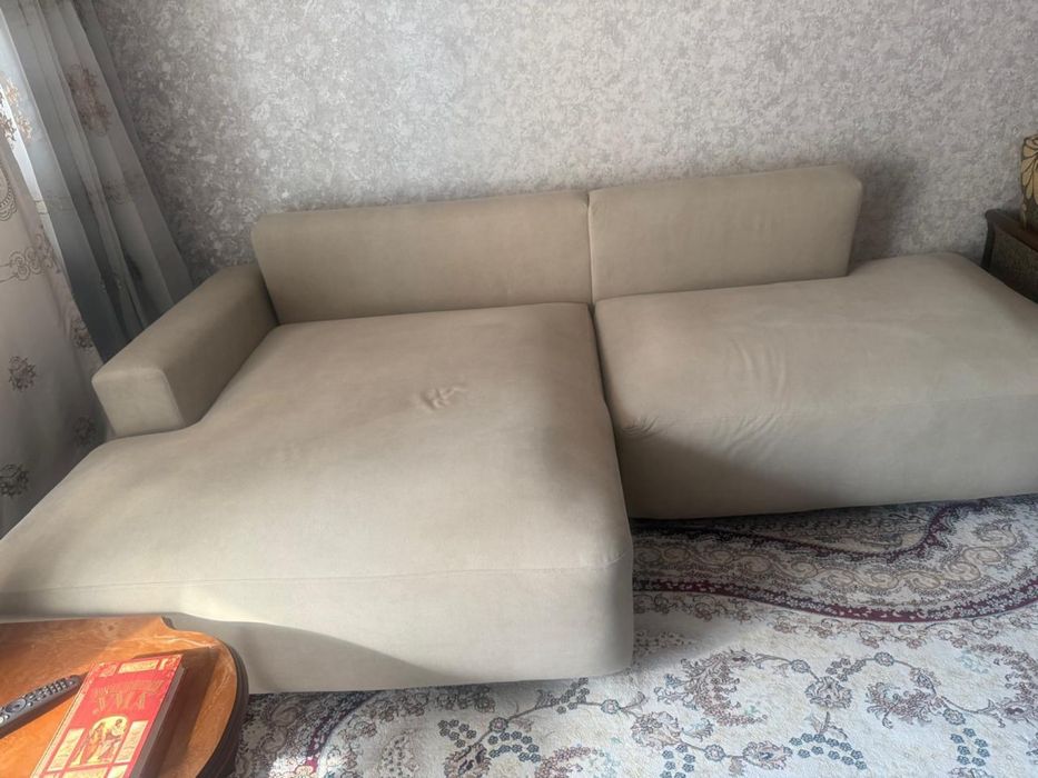 Продам диван угловой