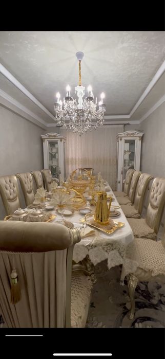 zal mebeli ideal holatda