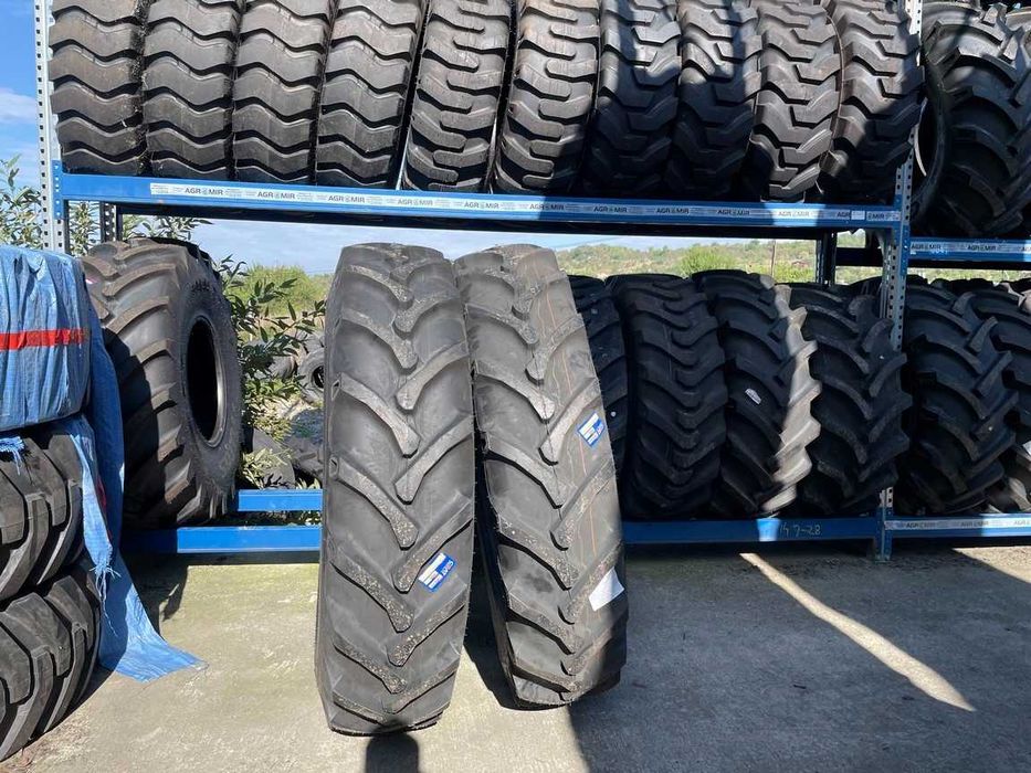 Cauciucuri noi 15.5-38 cu 8 pliuri marca CEAT pentru tractor spate