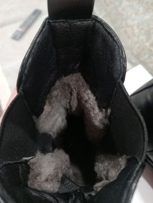 Продаю зимний ботинки