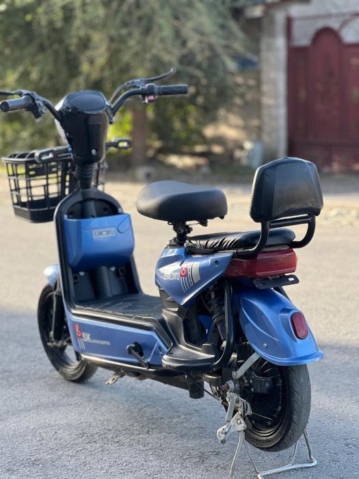 Продается скутер модель SK8