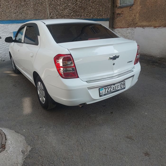 Шевролет кобальт