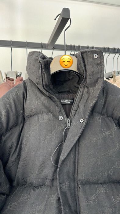 Продам куртку срочно