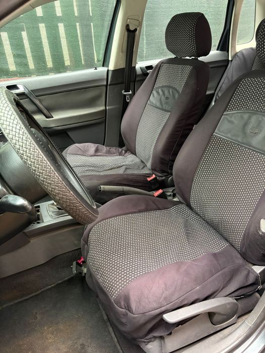 Vând Polo 1.4 Benzina 2003