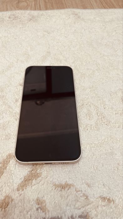 Продам свой iPhone 12 на 128 ГБ.