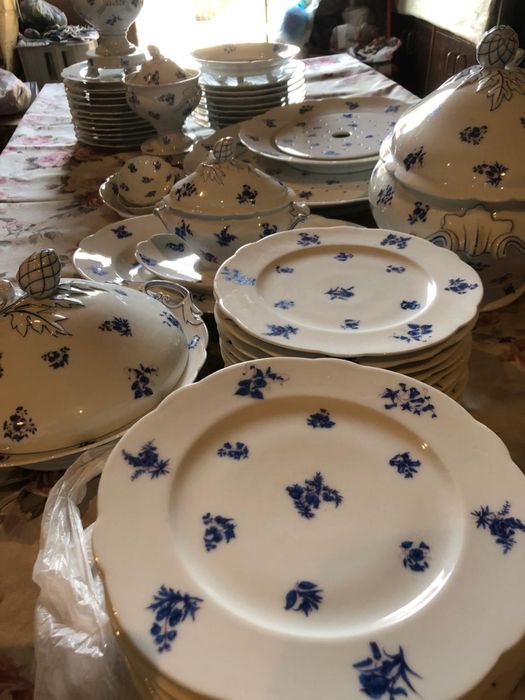 Продам французский сервиз