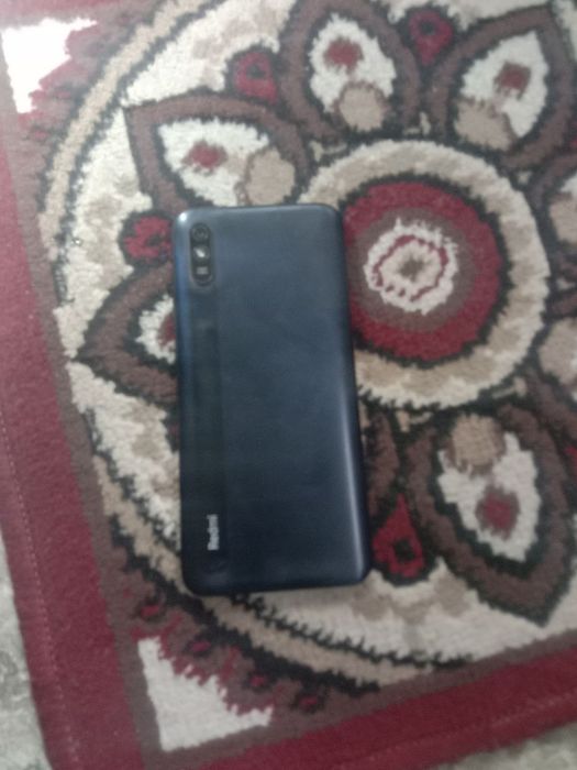 Redmi 9a sotiladi telefon yaxshi xolatda