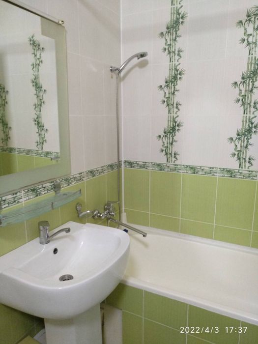 СПЕЦПЛАН метро КОСМОНАВТОВ продается 3 комн квартира Ойбек
