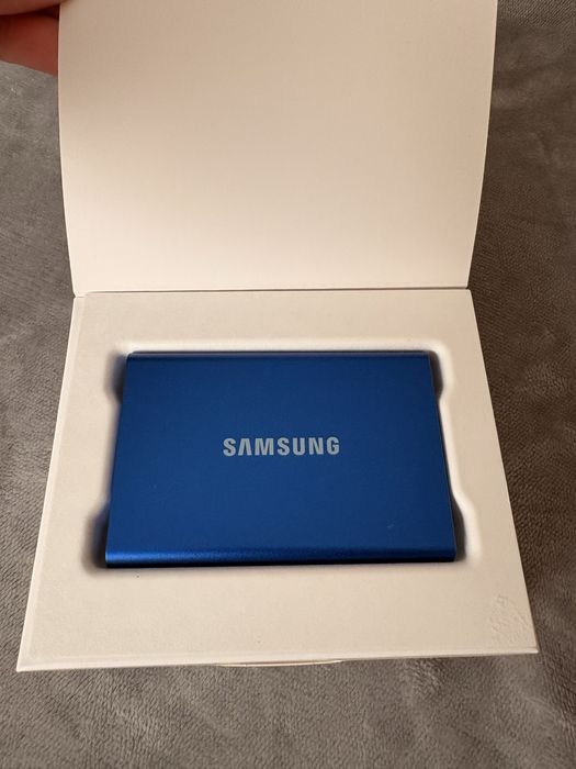 SSD extern Samsung T7 1TB – NOU, nefolosit, doar desfăcut pt poze