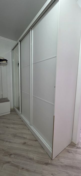 Продам шкаф купе