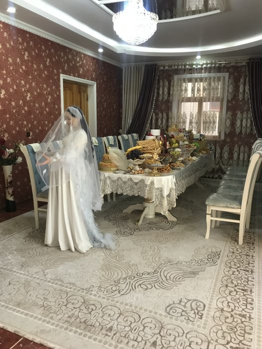 Продам стол со стульями