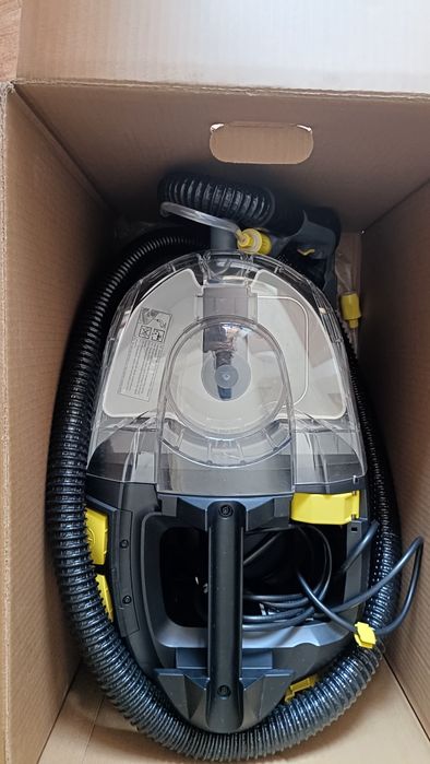 Продам Пылесос KARCHER