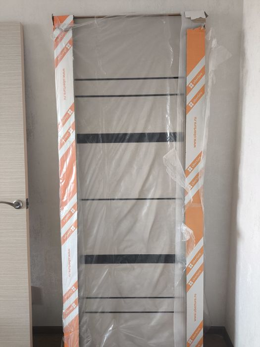 Продам дверь новую