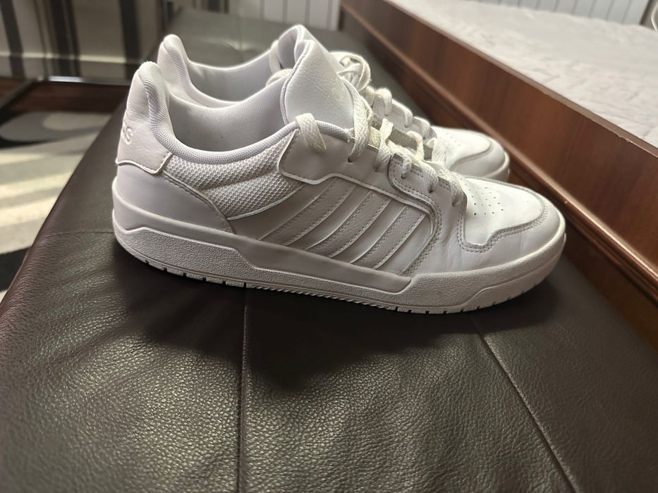 Обувки   adidas