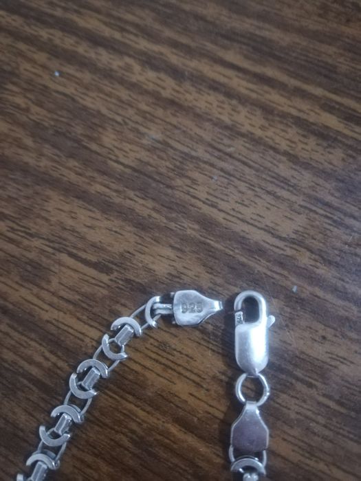 Продам цепочку серебро 925