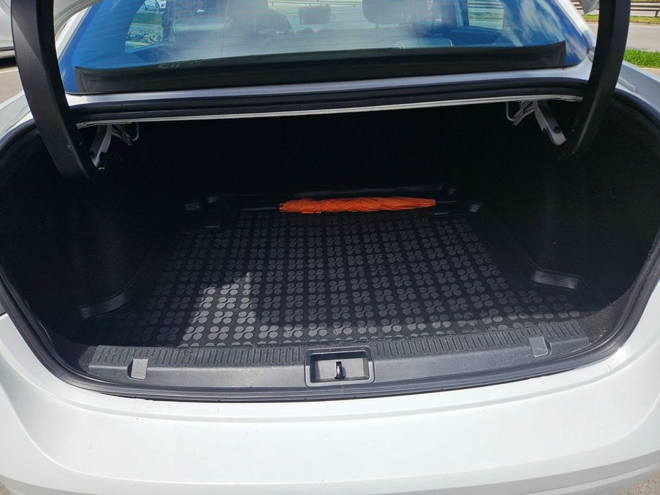 Renault Fluence 2015 1.5dCi 110к.с. Автомат, 1 собственик ТОП СЪСТОЯНИЕ