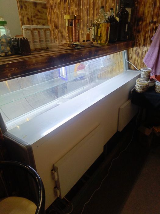 Холодильная витринная камера. Холодильник.