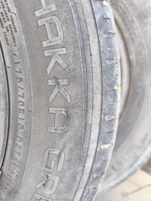 Продам летние шины Nokian