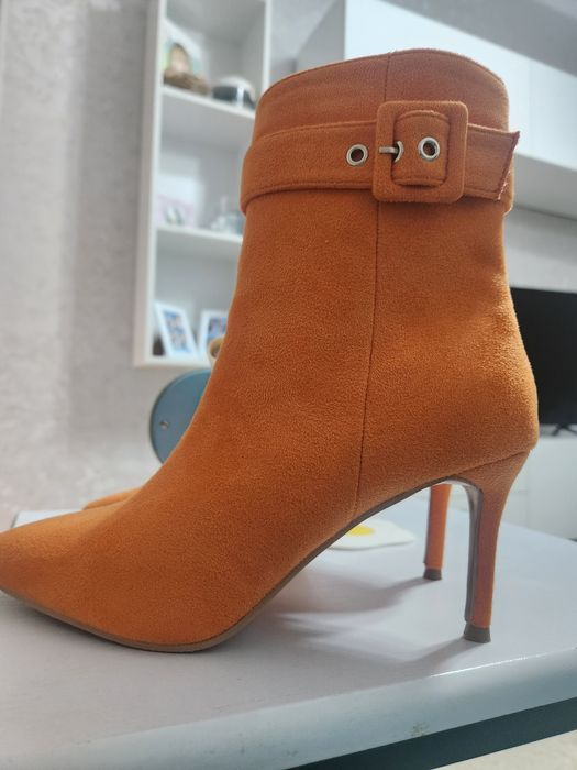 Полусапожки женские замшевые