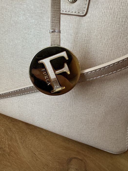 Розова чанта Furla